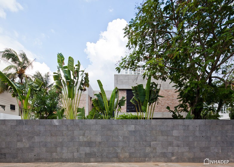 Biet-thu-duoc-thiet-ke-boi-MM++-Architects_01