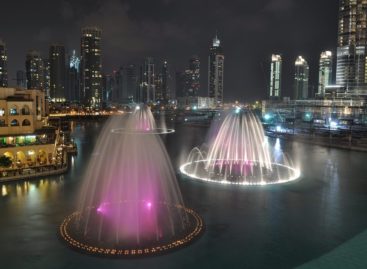 Độc đáo đài phun nước ở Dubai