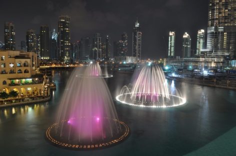 Độc đáo đài phun nước ở Dubai