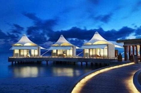 Retreat W và Spa Maldives – Thế giới diệu kỳ bên những con sóng