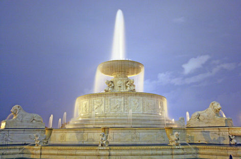 Câu chuyện thú vị về Scott Fountain