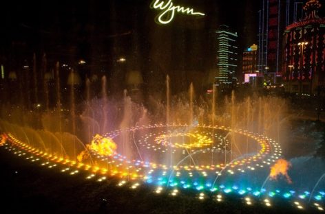 Đài phun nước Performance Lake ở Wynn Macau