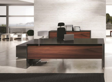 Ấn tượng với chiếc bàn làm việc sang trọng Massive Desk