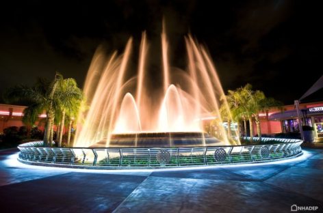 Vũ điệu màn đêm của Epcot Center Fountain of Nation