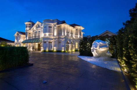 Ngắm nhìn thiết kế sang trọng và quyến rũ của khách sạn Macalister Mansion