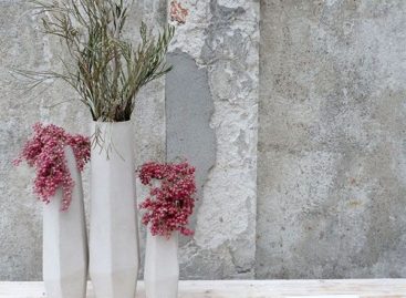 Bộ sưu tập lọ hoa Marchugue bằng bê tông nhẹ của Stefano Pugliese