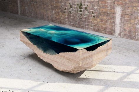 Hình ảnh 3D đại dương sâu thẳm trên chiếc bàn Abyss