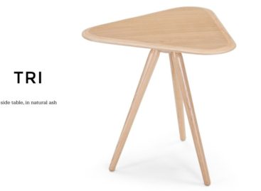 Tiết kiệm không gian với side table Tri hình tam giác tiện lợi