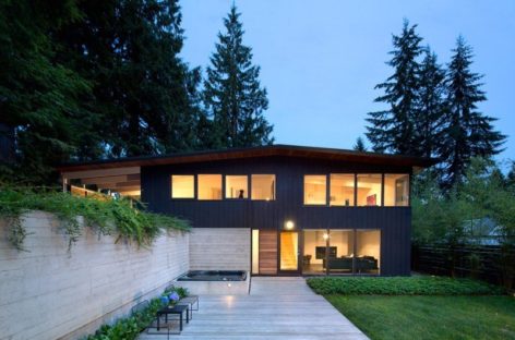 Cải tạo căn nhà cổ xây dựng từ những năm 1950 ở Vancouver