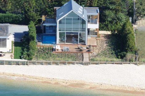 Ngôi nhà ở vịnh Little Peconic được thiết kế bởi công ty Naiztat + Ham Architects
