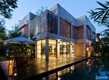 Ngắm nhìn căn biệt thự được tu sửa bởi MM++ Architects ở thành phố Hồ Chí Minh