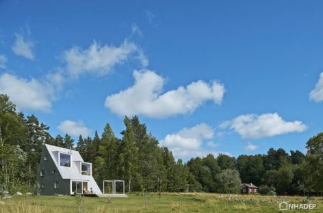 Khám phá kiến trúc độc đáo ngôi nhà hình tam giác tại ngoại ô Thụy Điển