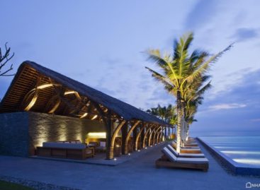 Thiết kế mộc mạc mà sang trọng của quầy bar tại resort Naman Retreat