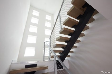 Thiết kế cầu thang khiến ngôi nhà trở nên hiện đại hơn